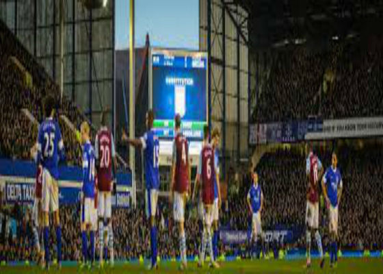 10 মিমি পিক্সেল পিচ আউটডোর এলইডি বিলবোর্ড প্রদর্শন